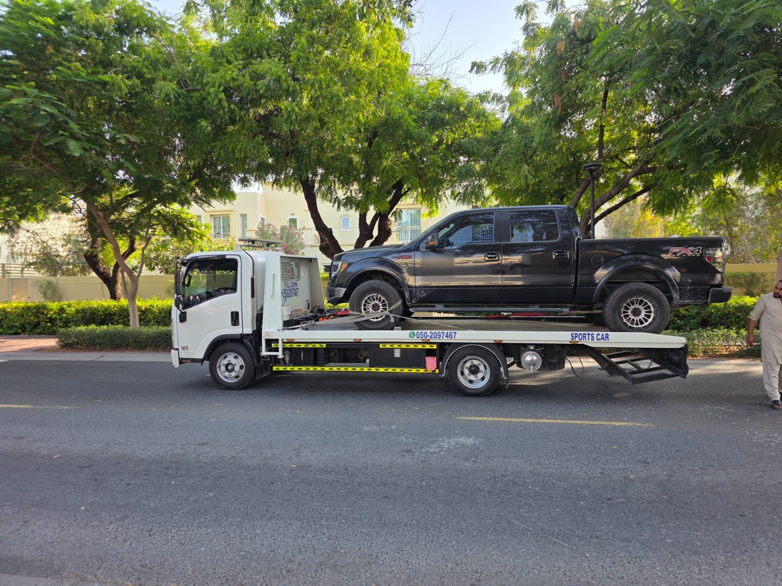 Emergency car recovery Dubai — Ahmed Car Recovery 24/7 rapid response